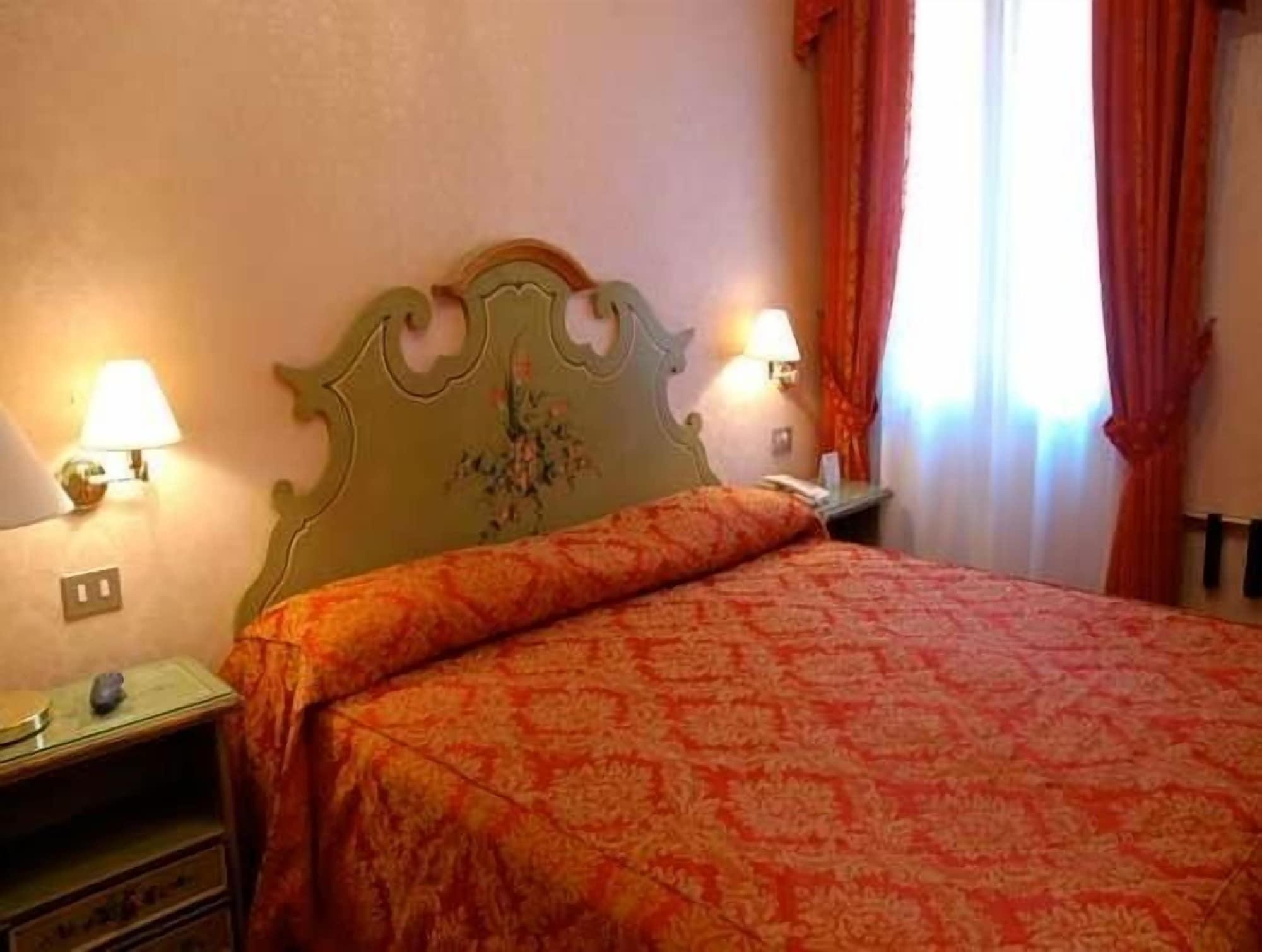 Hotel Antico Panada Venezia Esterno foto