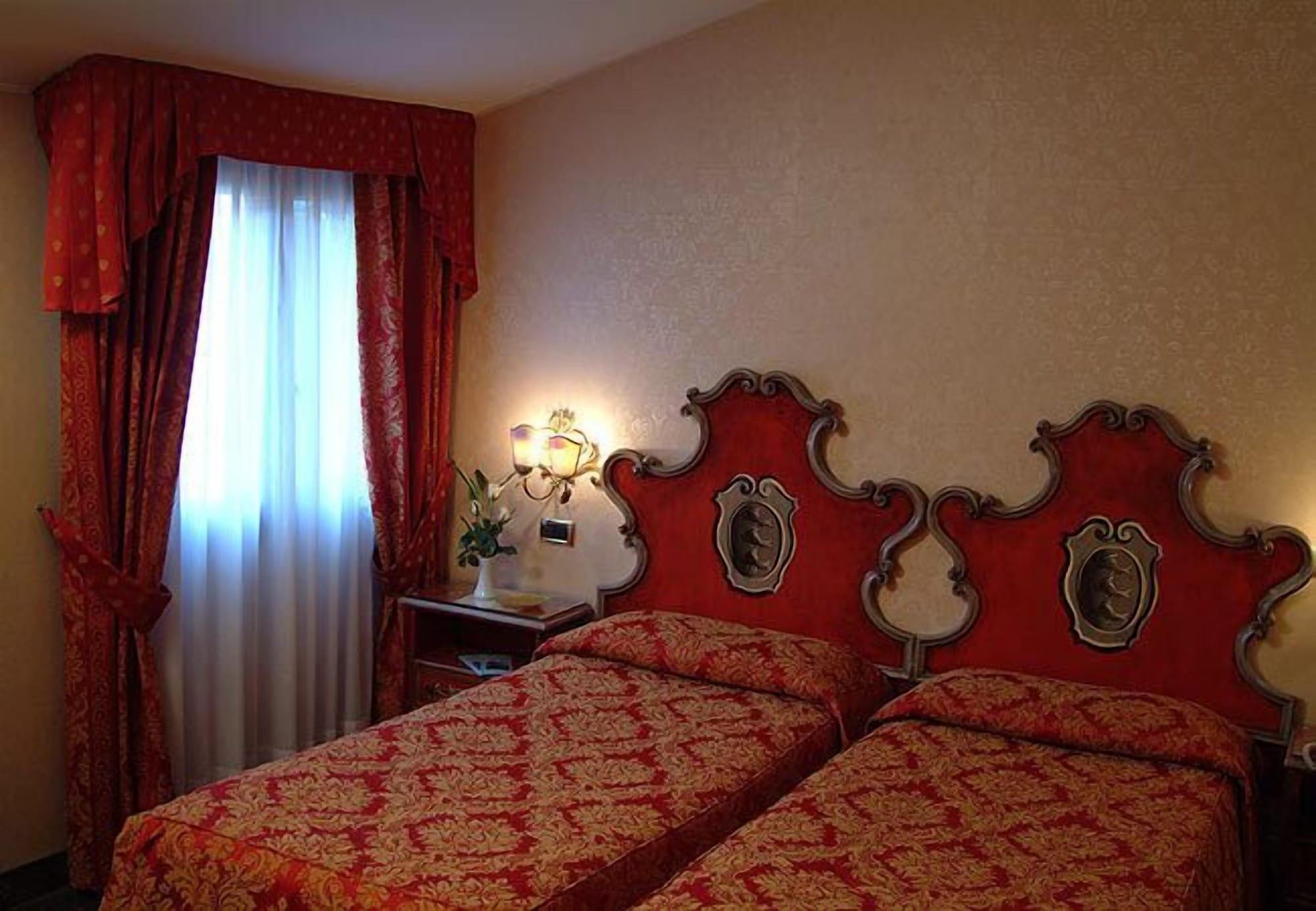 Hotel Antico Panada Venezia Esterno foto