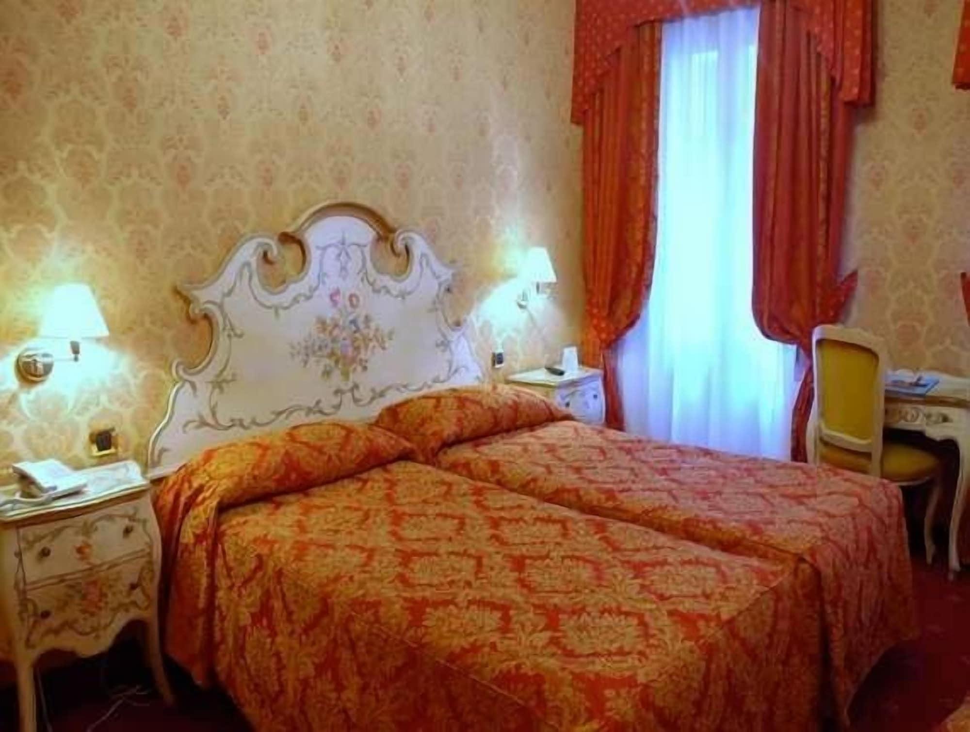 Hotel Antico Panada Venezia Esterno foto
